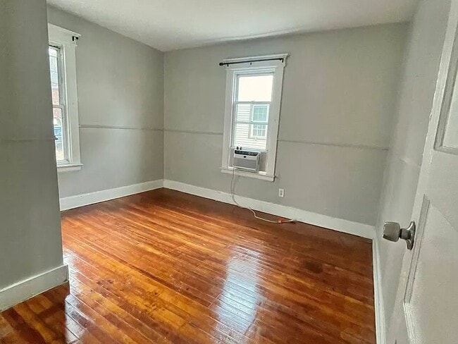Photo - 48 Pardee Pl