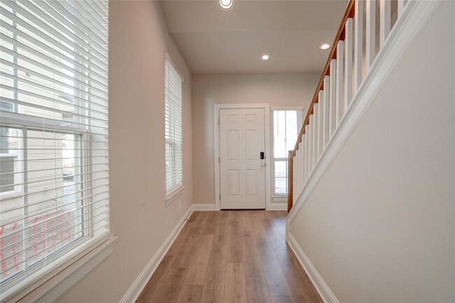 Photo - 135 Living Reef Dr