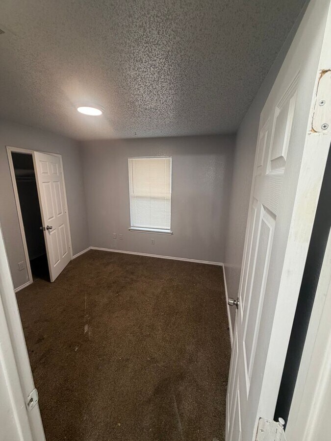 Photo - 1007-1009 Tierney Rd Unit 1007