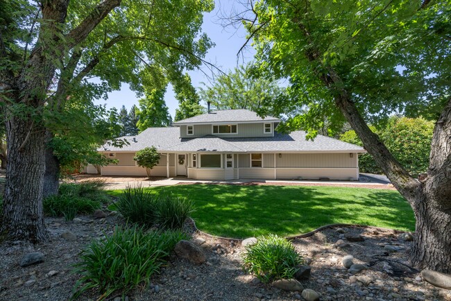 Photo - 3632 Ravenwood Ln