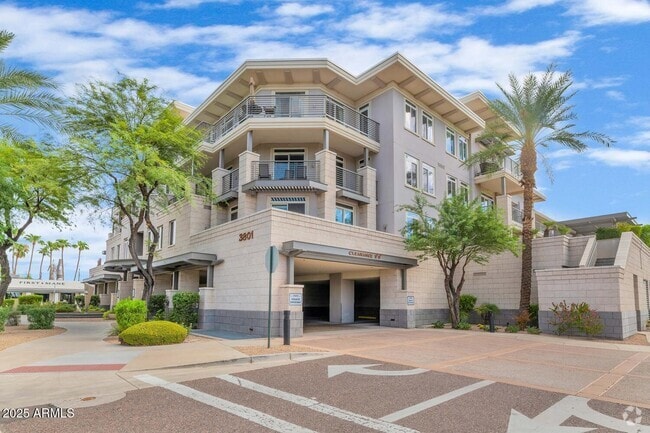 Building Photo - 3801 N Goldwater Blvd Unit 204 Rental