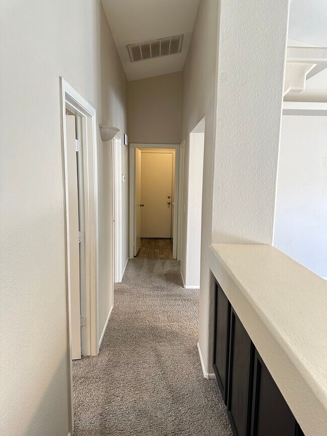 Photo - 3057 W Cat Balue Dr