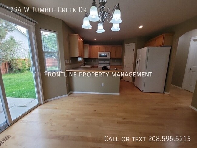 Photo - 1794 W Tumble Creek Dr