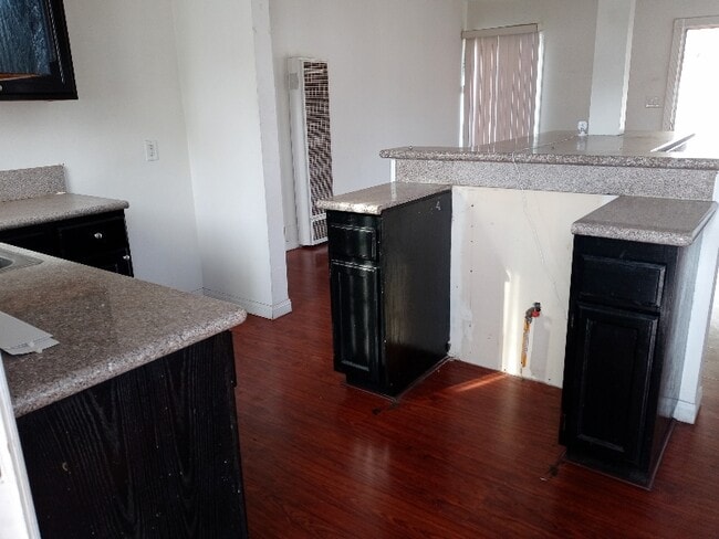 Photo - 237 S Matthisen Ave