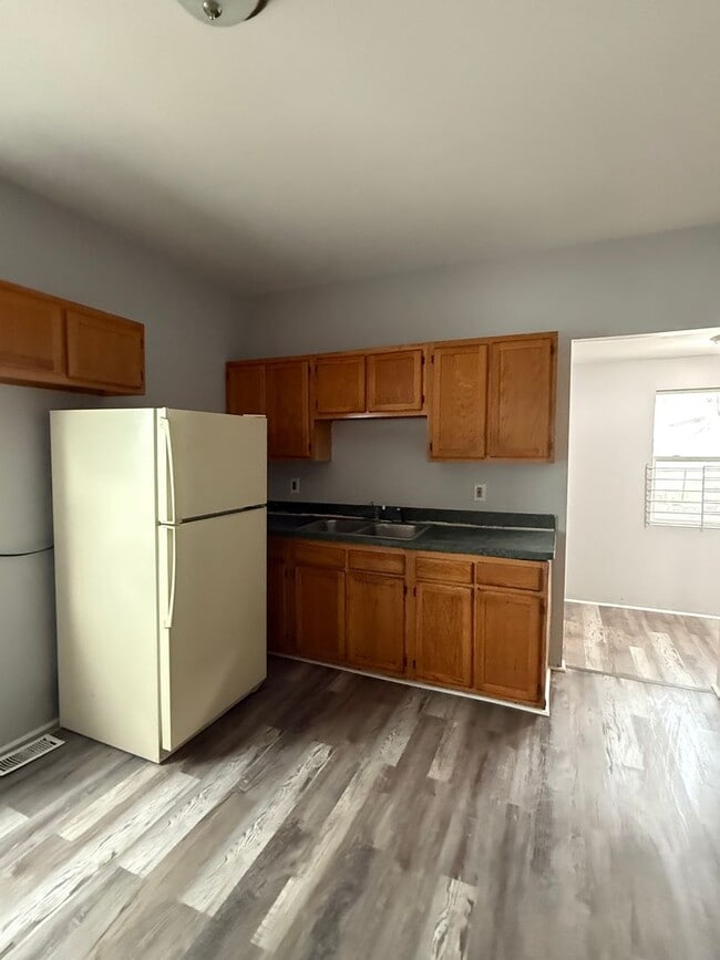 Photo - Cleveland East Side Single