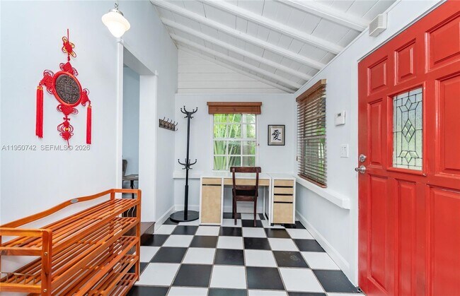 Photo - 2920 SW 30th Ct