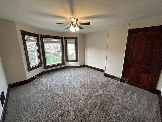 Photo - 38 Pioneer St