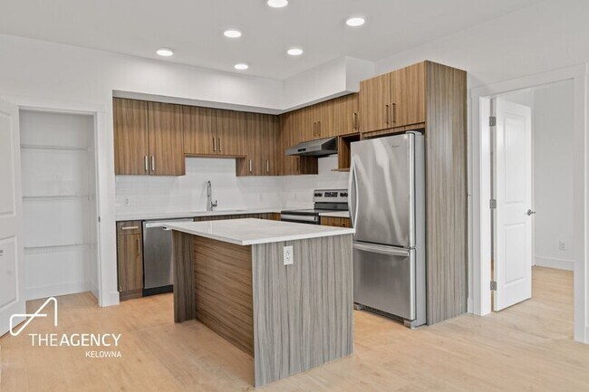 1036 Coronation Ave Unit 408