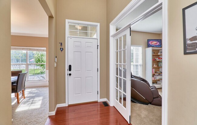 Photo - Executive Lease Opportunity - 4 Bed 3 Bath