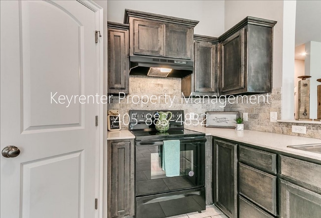 Photo - Beautiful 3 Bedroom 2 Bathroom Home in Edmond!