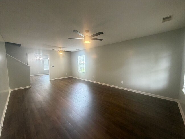 Photo - 1755 Polaris Dr