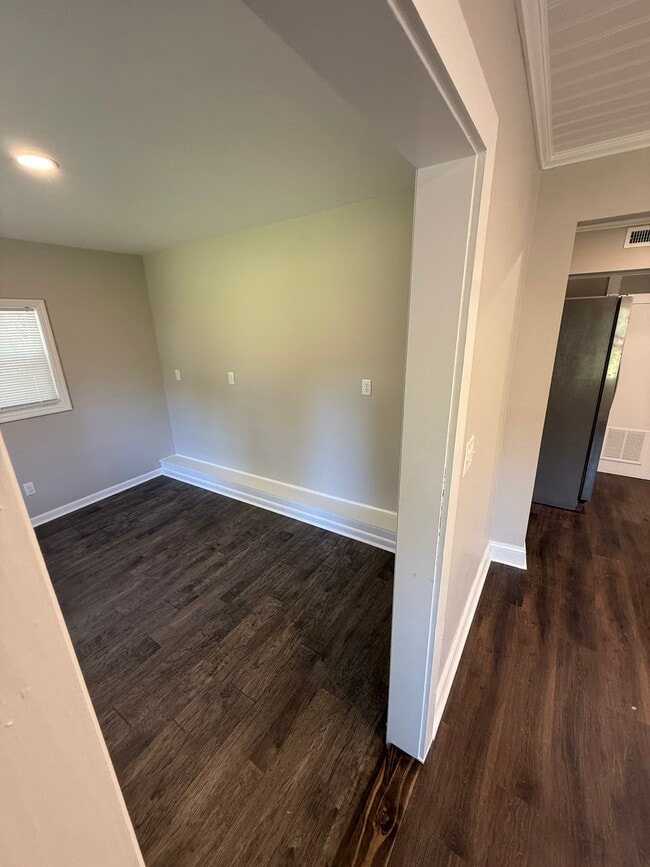 Photo - 809 Third Ave