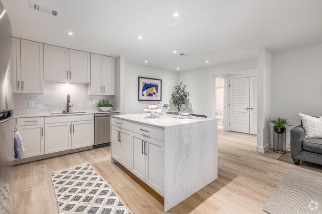 2BR, 2BA - 1,409SF - Kitchen - Bowling Brook Apartments