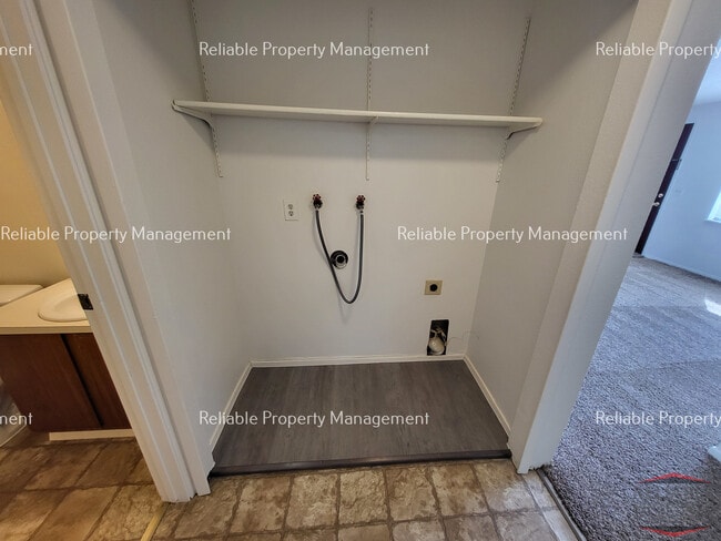 Photo - 737 Cleveland St Unidad 3