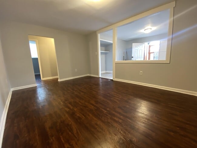 Building Photo - 4406 Camden Ave