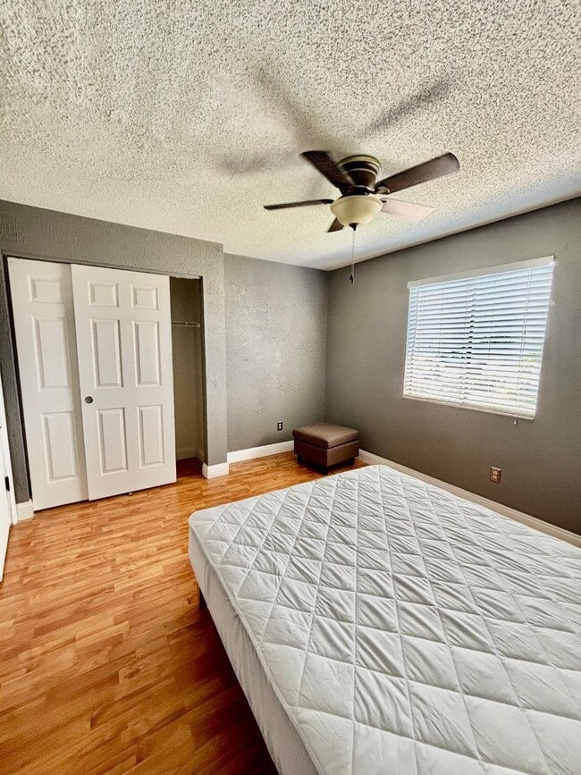 106 Coralwood Cir