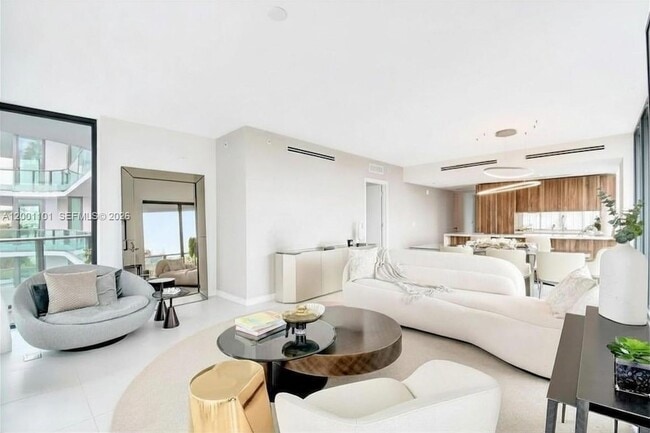 Photo - 9901 W Bay Harbor Dr Unit 401