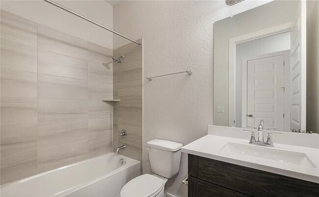 Photo - 11317 Hollering Pass