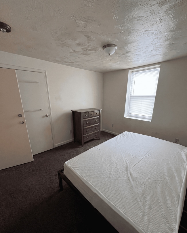 106 Fairview Dr Unit 4-10B