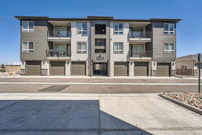 Building Photo - 16860 Askins Lp Unit 202