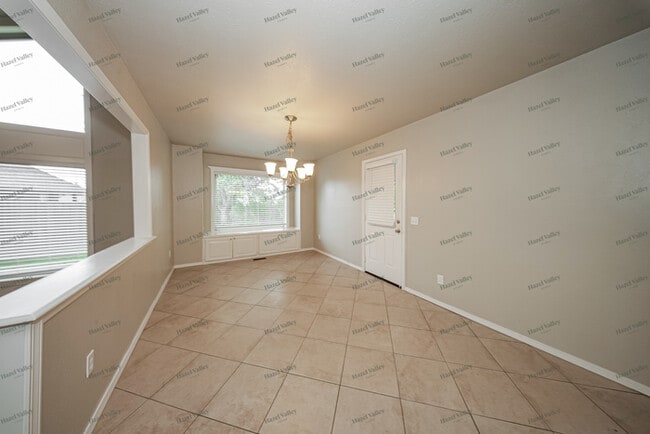 Photo - 1309 Pickford Ln