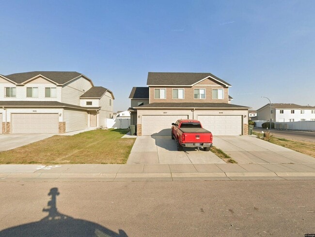 Building Photo - 3227 Bantam Ave