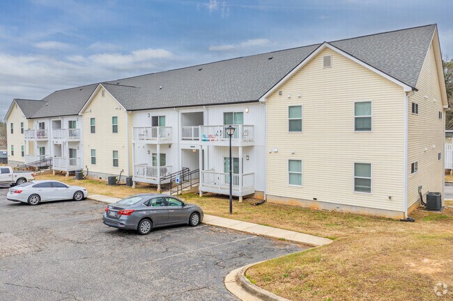 Community Image - Peachtree Place