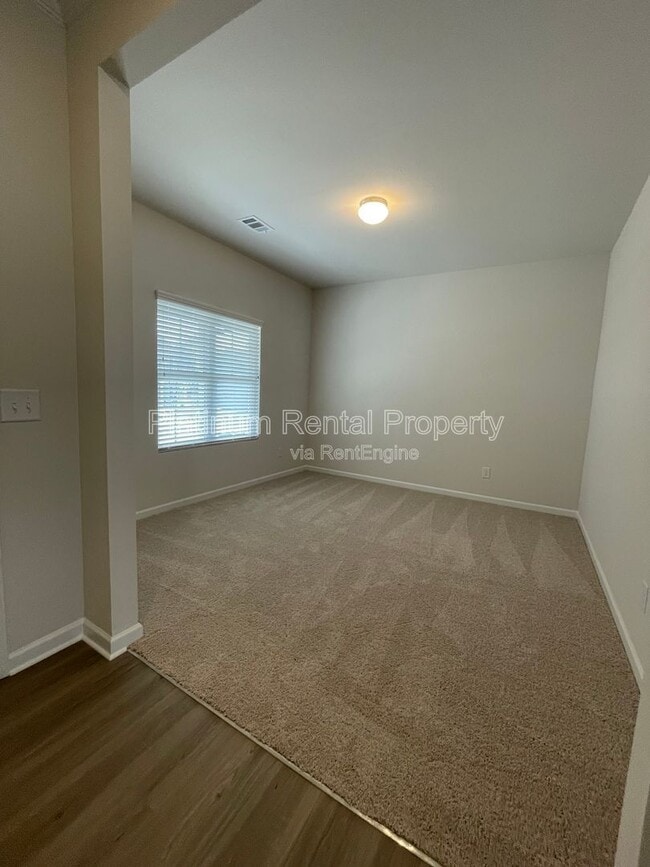 Photo - 74 Hampton Rdge Wy