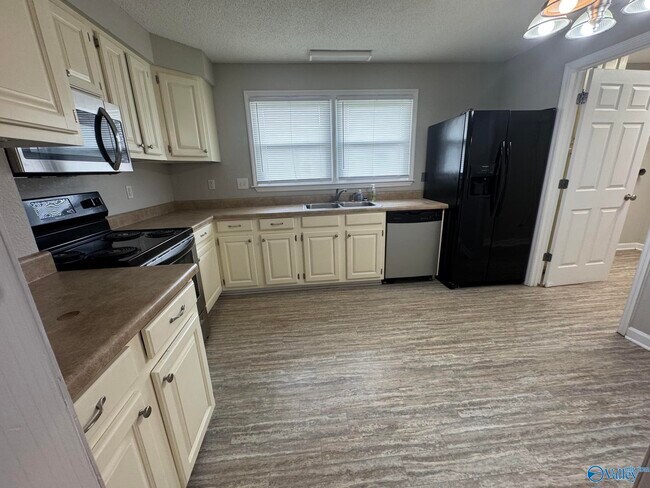 Photo - 17439 Morgan Dr