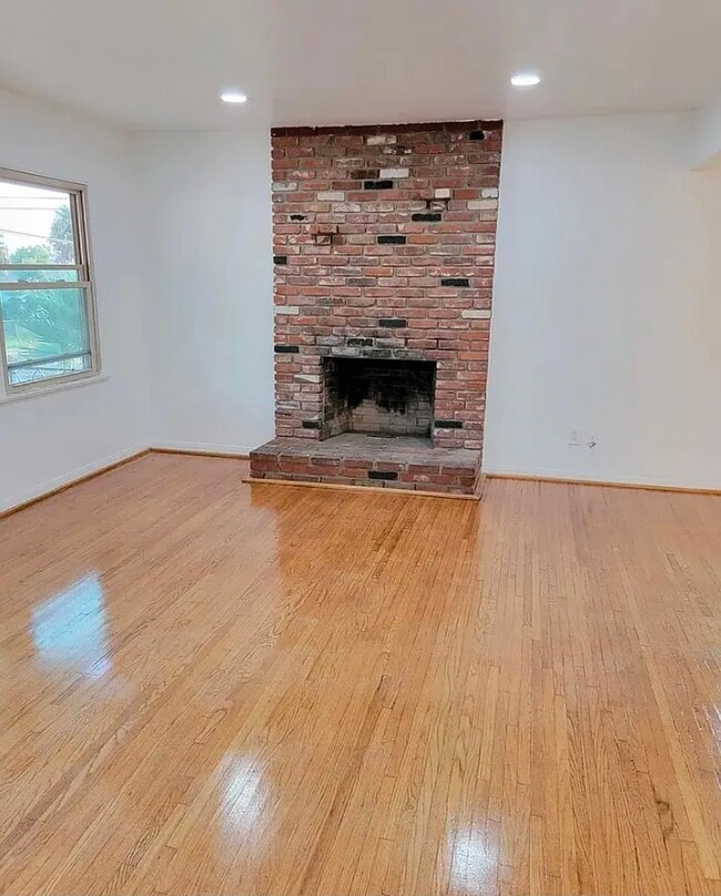 Photo - 3005 E 16th St