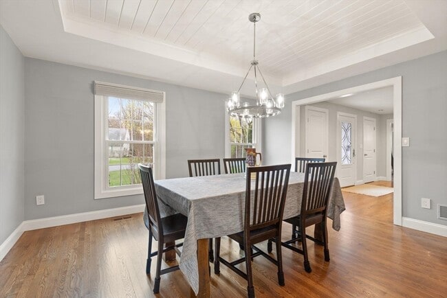 Photo - 25 Saddle Club Rd