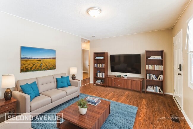 Photo - 2659 Niagara St