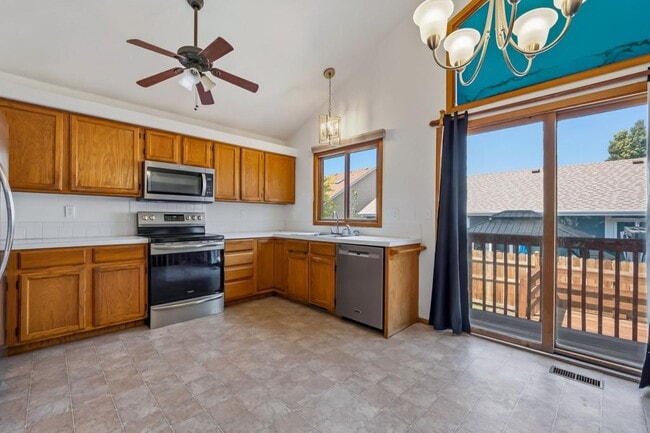Photo - 1857 Winchester Ct