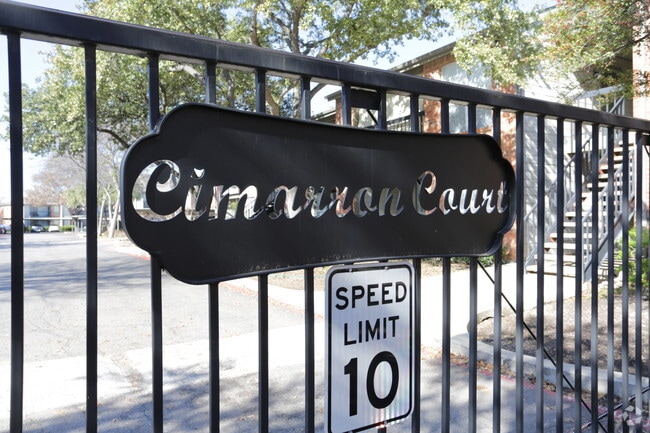Photo - Cimarron Court