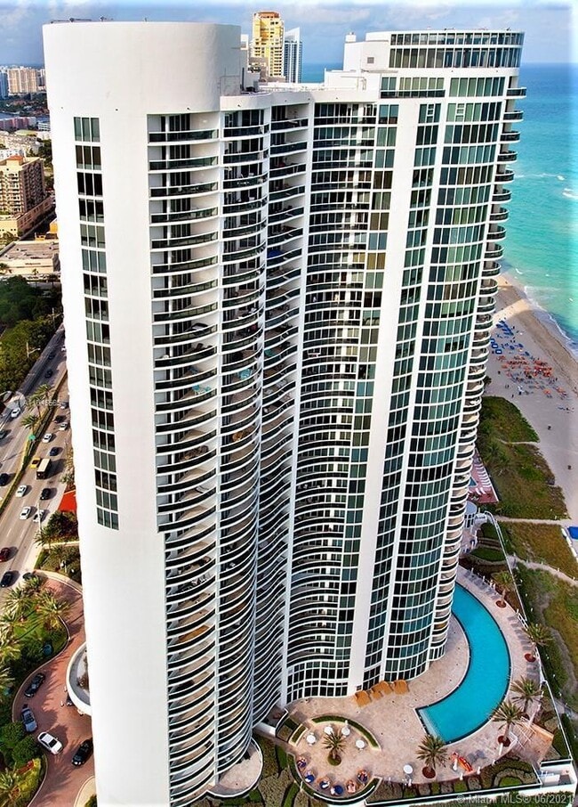 Building Photo - 17201 Collins Unit 2107 Rental