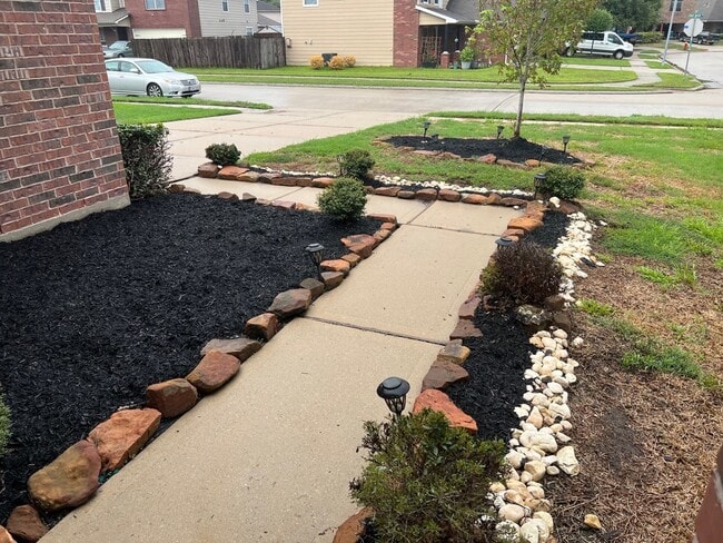 Photo - 1907 Cold River Dr