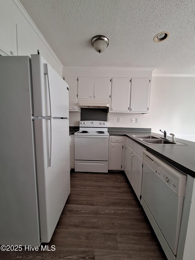 Photo - 3979 Sterling Pointe Dr