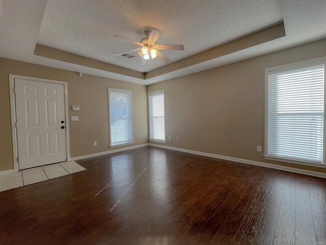 Photo - 153 JamesTown Loop