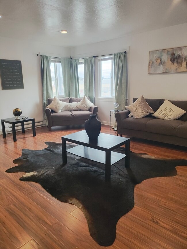 Photo - 201 Paul Ave