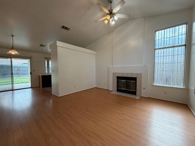 Photo - 2350 E Fallbrook Ave