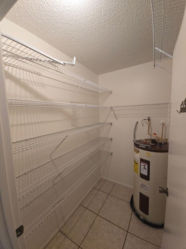 Photo - 2 Bedroom 2 Bath Apartment with amenities