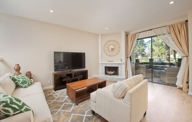 Photo - 21820 Marylee St