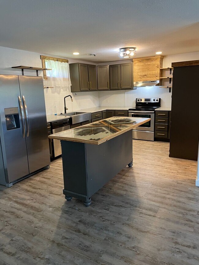 Country Living - Country Living