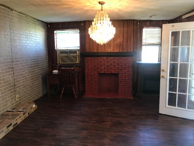 Photo - 411 S Ruffner Rd