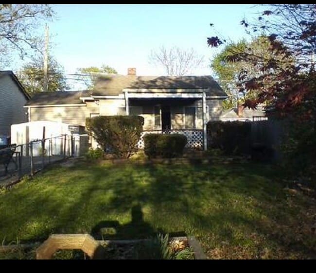 Photo - 2368 Velma Ave