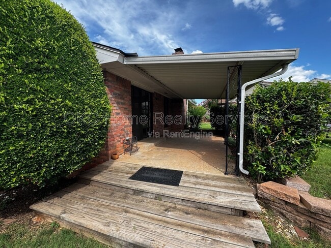 Photo - 6300 Brookside Dr