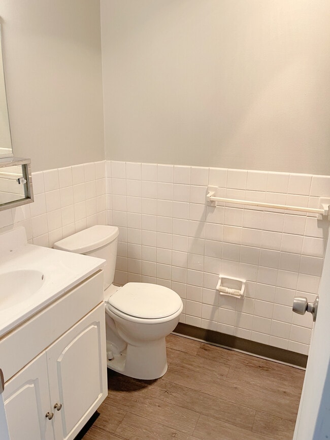 Photo - Mayfield Gardens