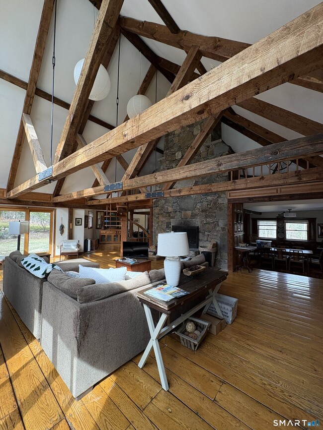 Photo - 40 Looking Glass Hill Rd