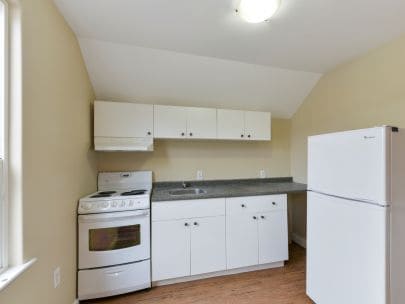 Photo - 1833 Triumph St