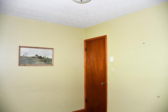 Photo - 1912 Virginia Ave